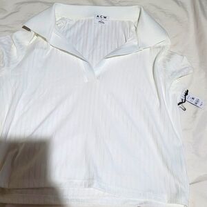 Ardene collared cropped t shirt size large
